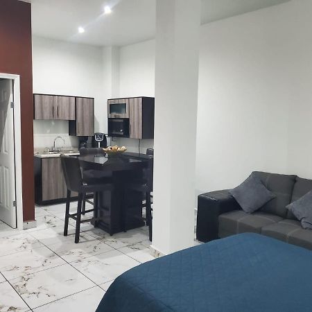 Suites Motel La Frontera Ciudad Juárez Eksteriør billede